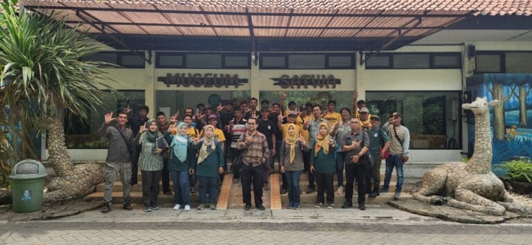 Balai TNGM Ajak Masyarakat Desa Penyangga Belajar ke Gembira Loka Zoo 2 Balai TNGM Ajak Masyarakat Desa Penyangga Belajar ke Gembira Loka Zoo